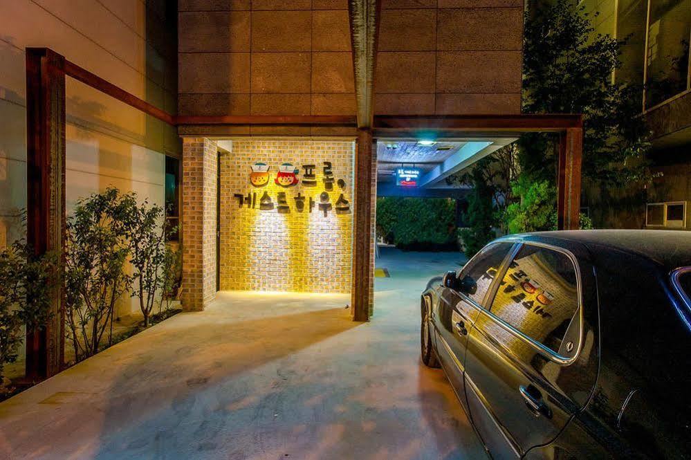 From Guesthouse Busan Exterior photo